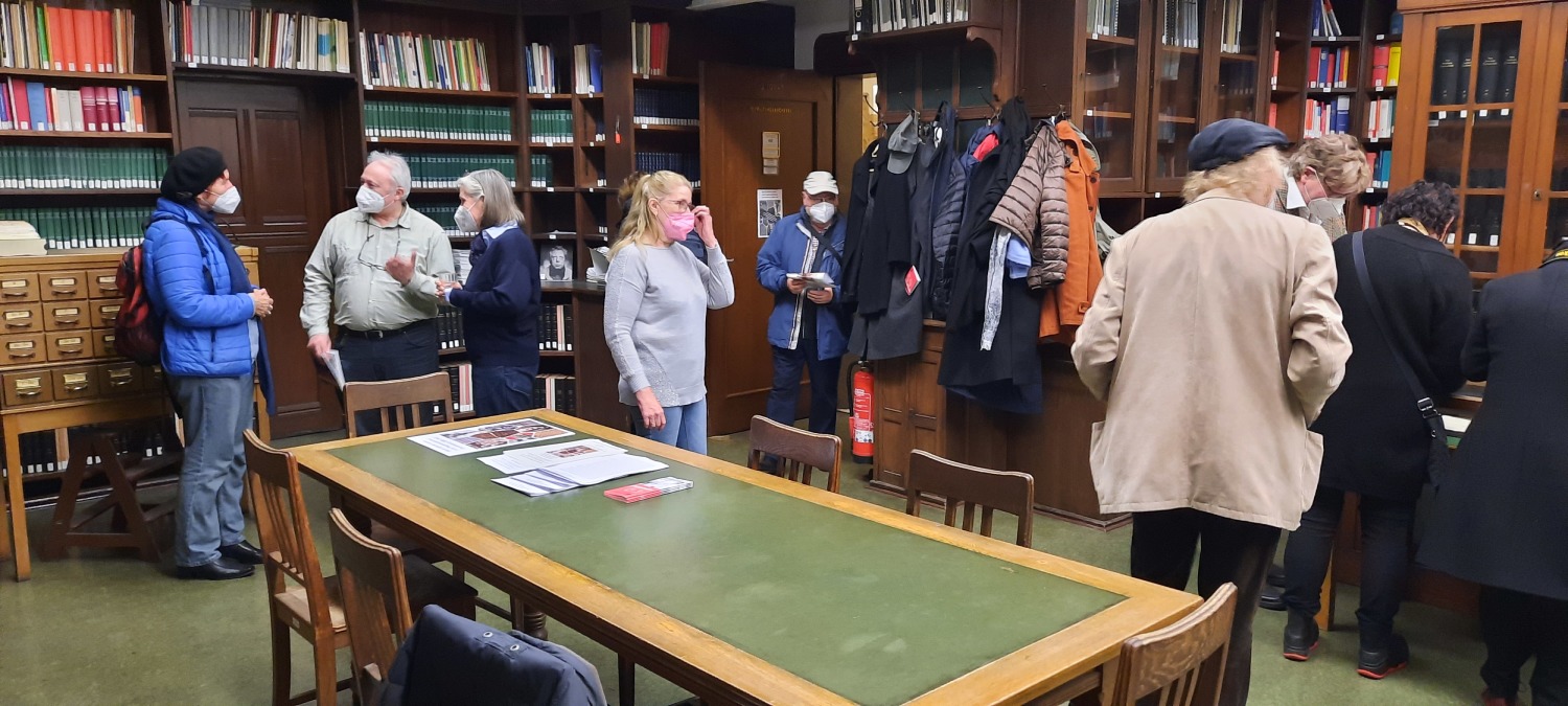 Ausstellungseröffnung des VIZ: die Magistratsbücherei war ebenfalls für die Gäste geöffnet