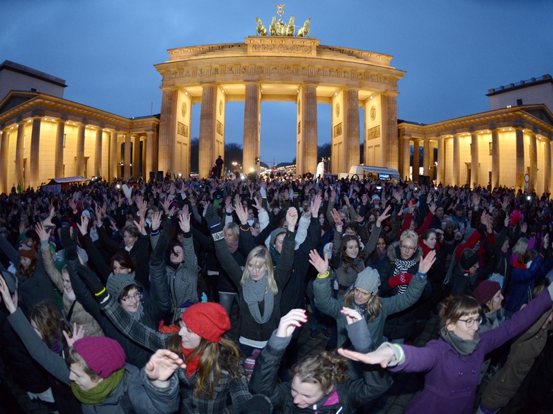 "One Billion Rising" Tanz-Aktion in Berlin