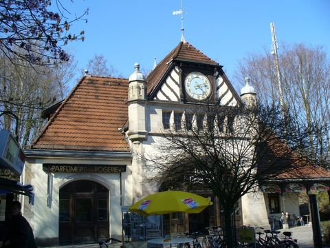 Bahnhof Grunewald, 27.3.2007, Foto: KHMM