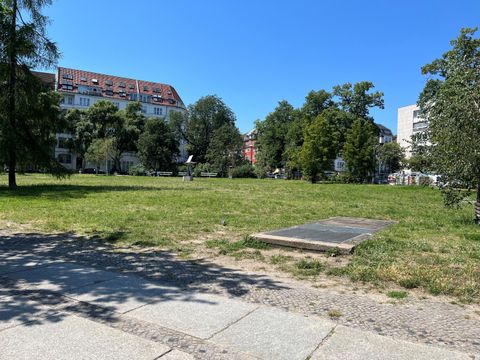 245. Kiezspaziegang - Erwin-Barth-Platz