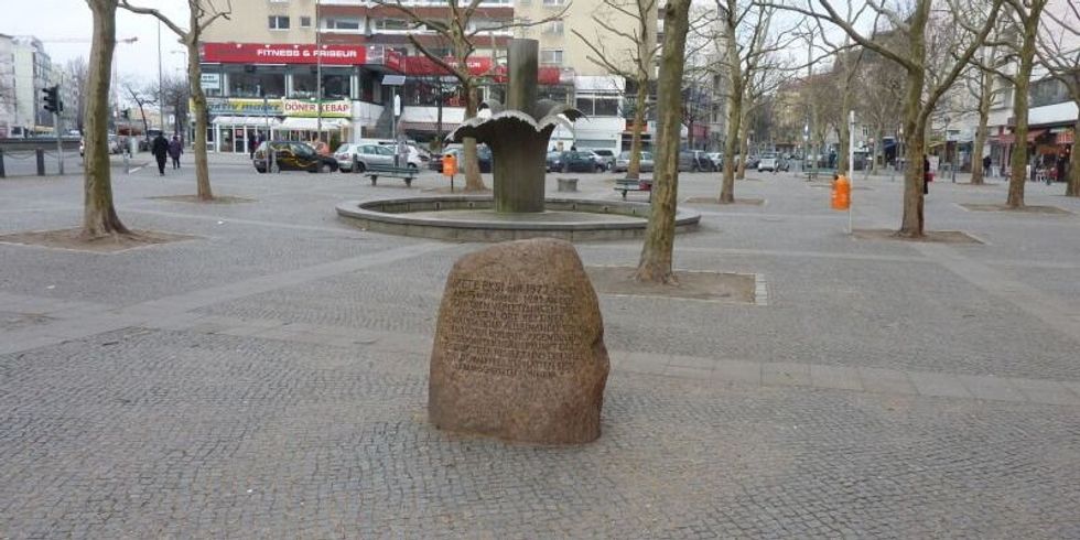 Mete Eksi Gedenkstein auf dem Adenauerplatz