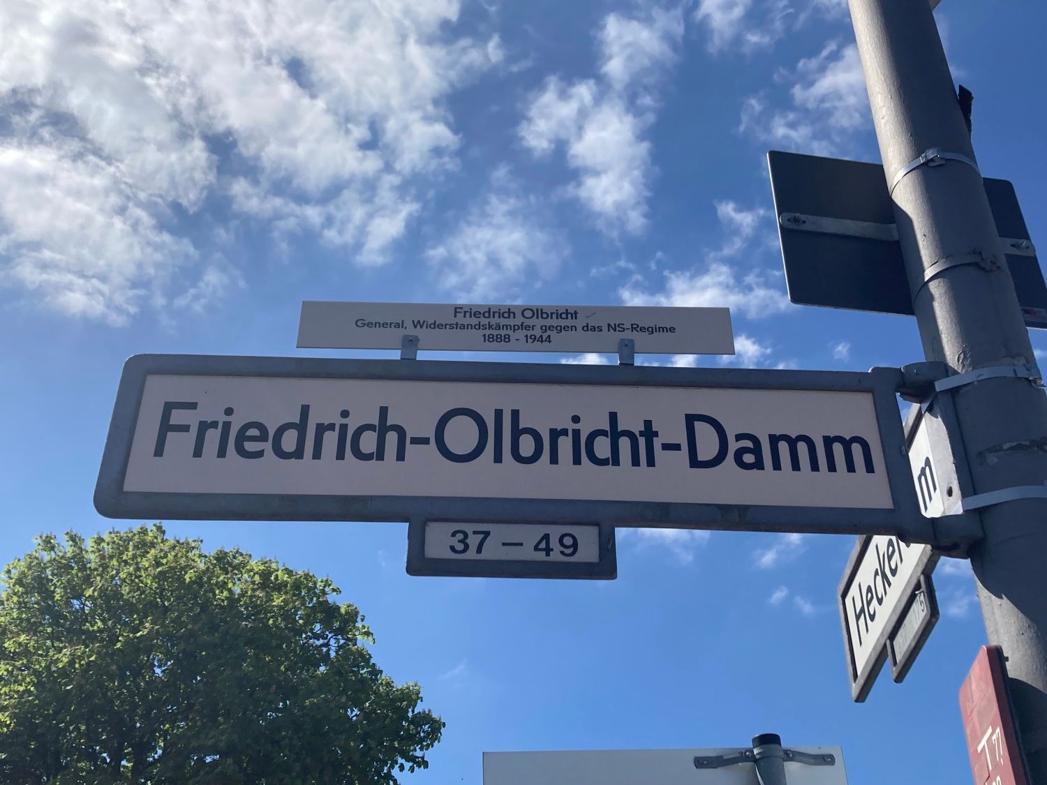 Friedrich-Olbricht-Damm