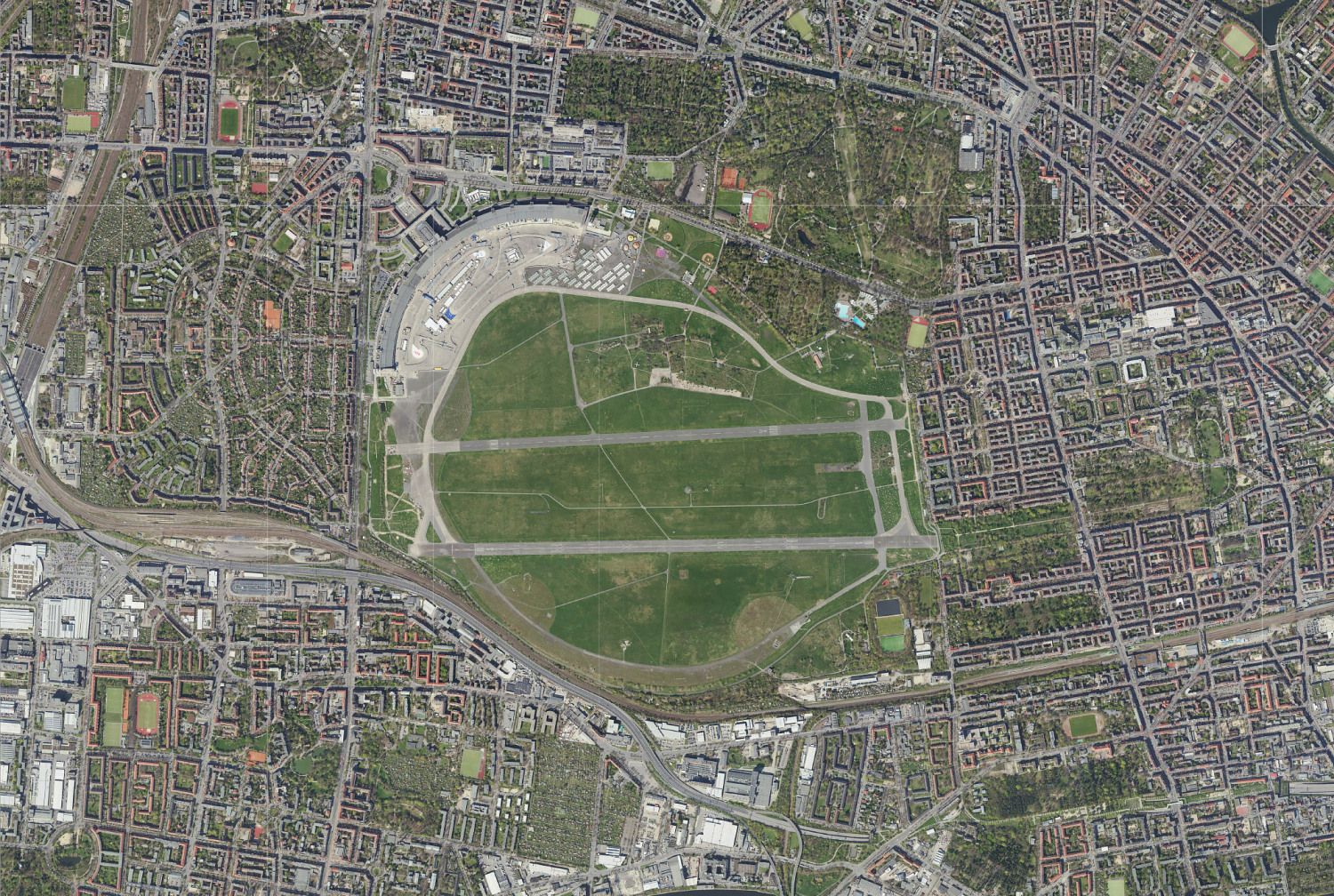 Bildvergrößerung: Luftbild Tempelhofer Feld