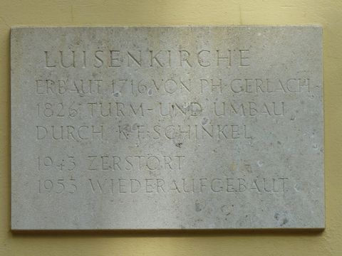 Gedenktafel an der Luisenkirche, 20.6.2014, Foto: KHMM