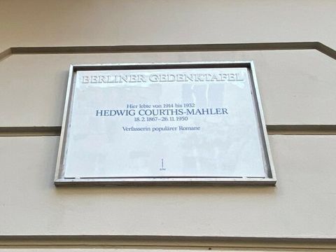 Gedenktafel Hedwig Courths-Mahler_261022
