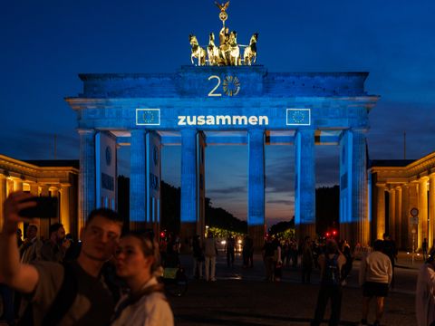 Brandenburger Tor Beleuchtung anl. 20 Jahre EU-Erweiterung 