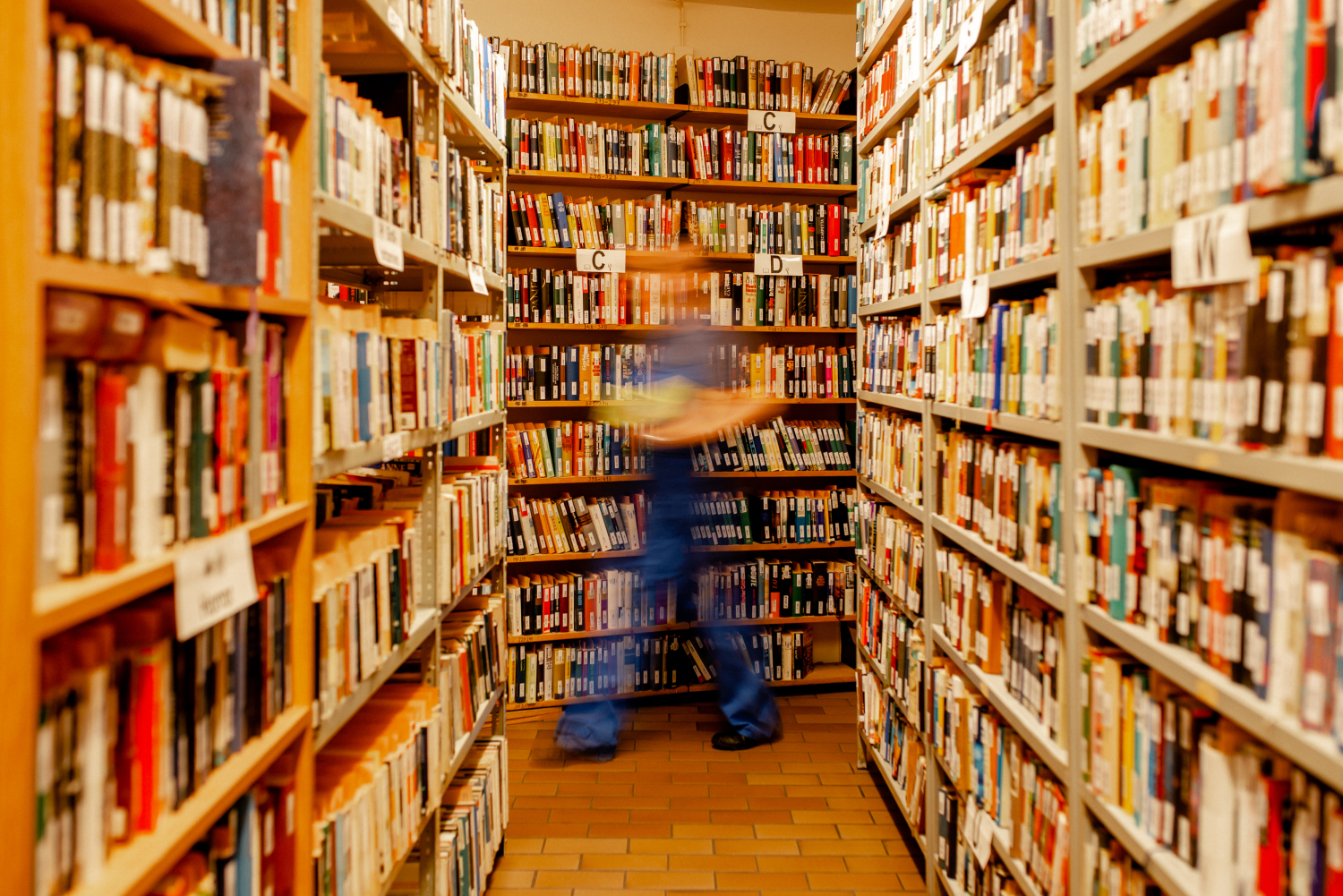 Foto einer Bücherei