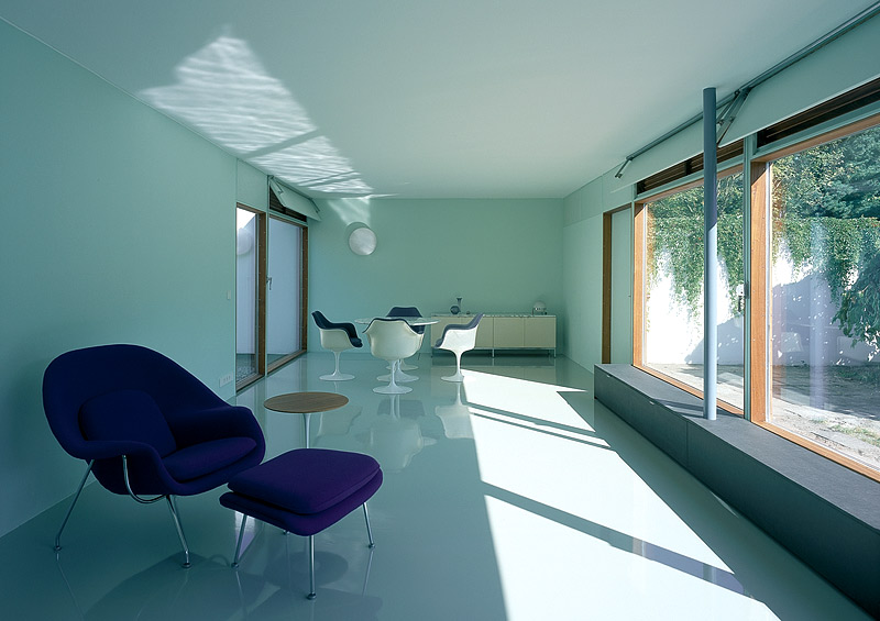 Wohnzimmer 2005, mit dem restaurierten Mobiliar von Eero Saarinen