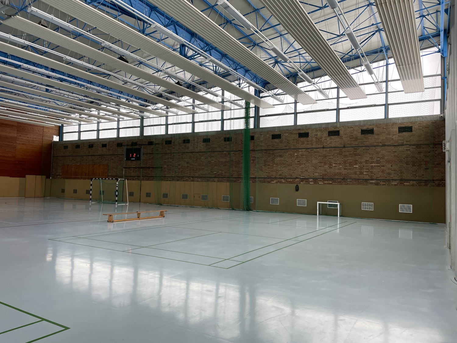 Ballhalle - Sportkomplex Paul-Heyse-Straße