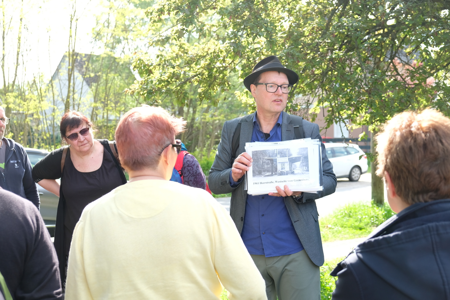 Kiezspaziergang mit dem Mann mit Hut in Staaken