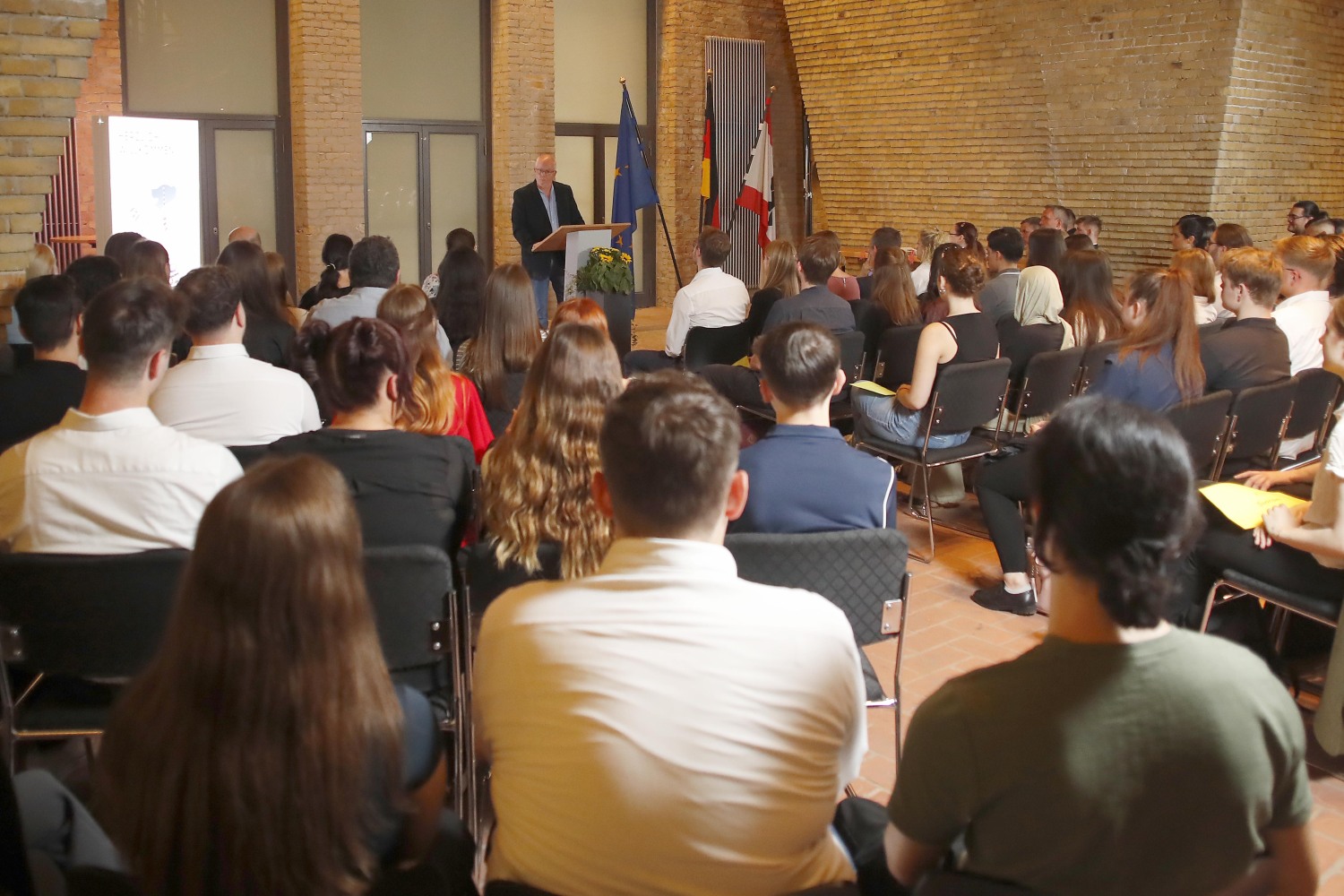 02.09._Herr Wanninger, Referatsleiter der Ausbildung- und Einstellungsbehörde