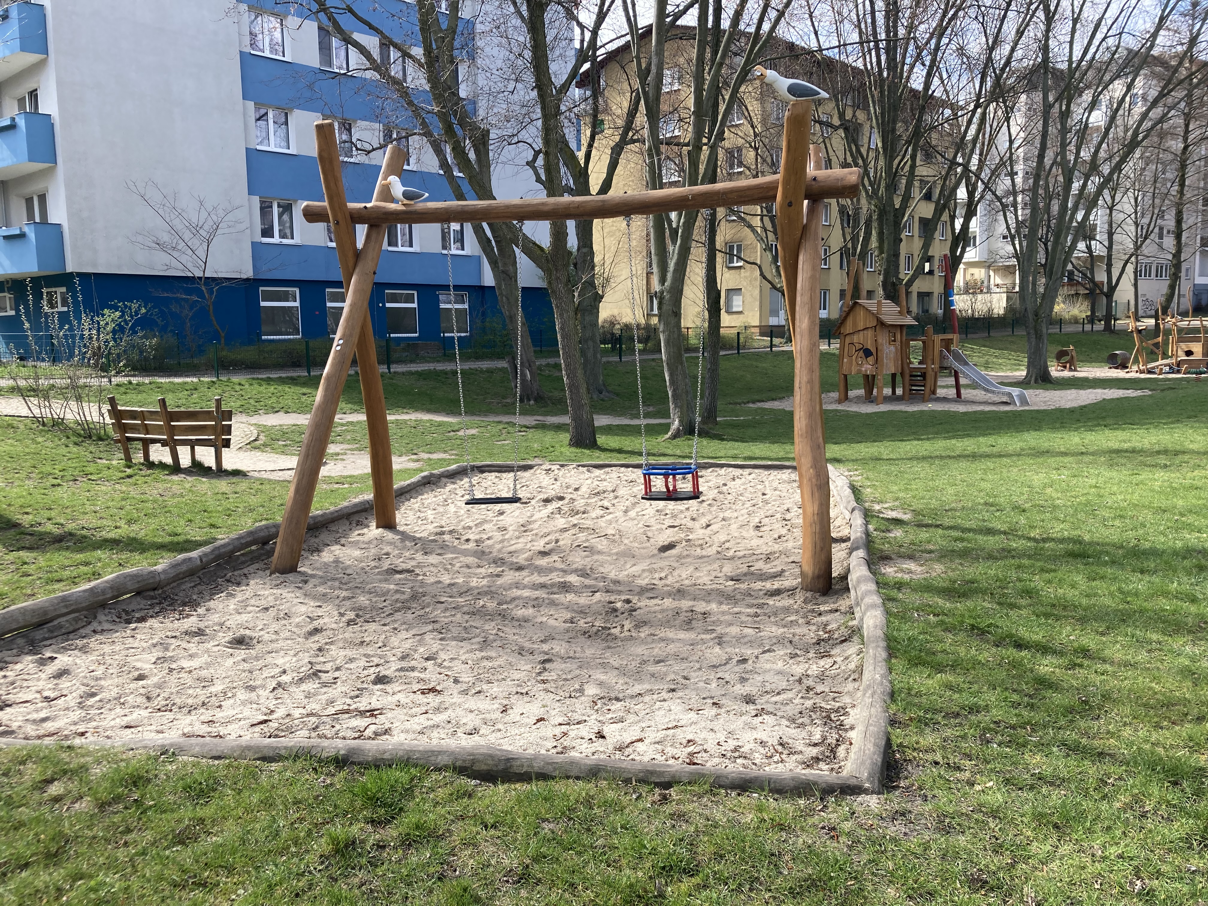 Spielplatz Galvanistraße Schaukel