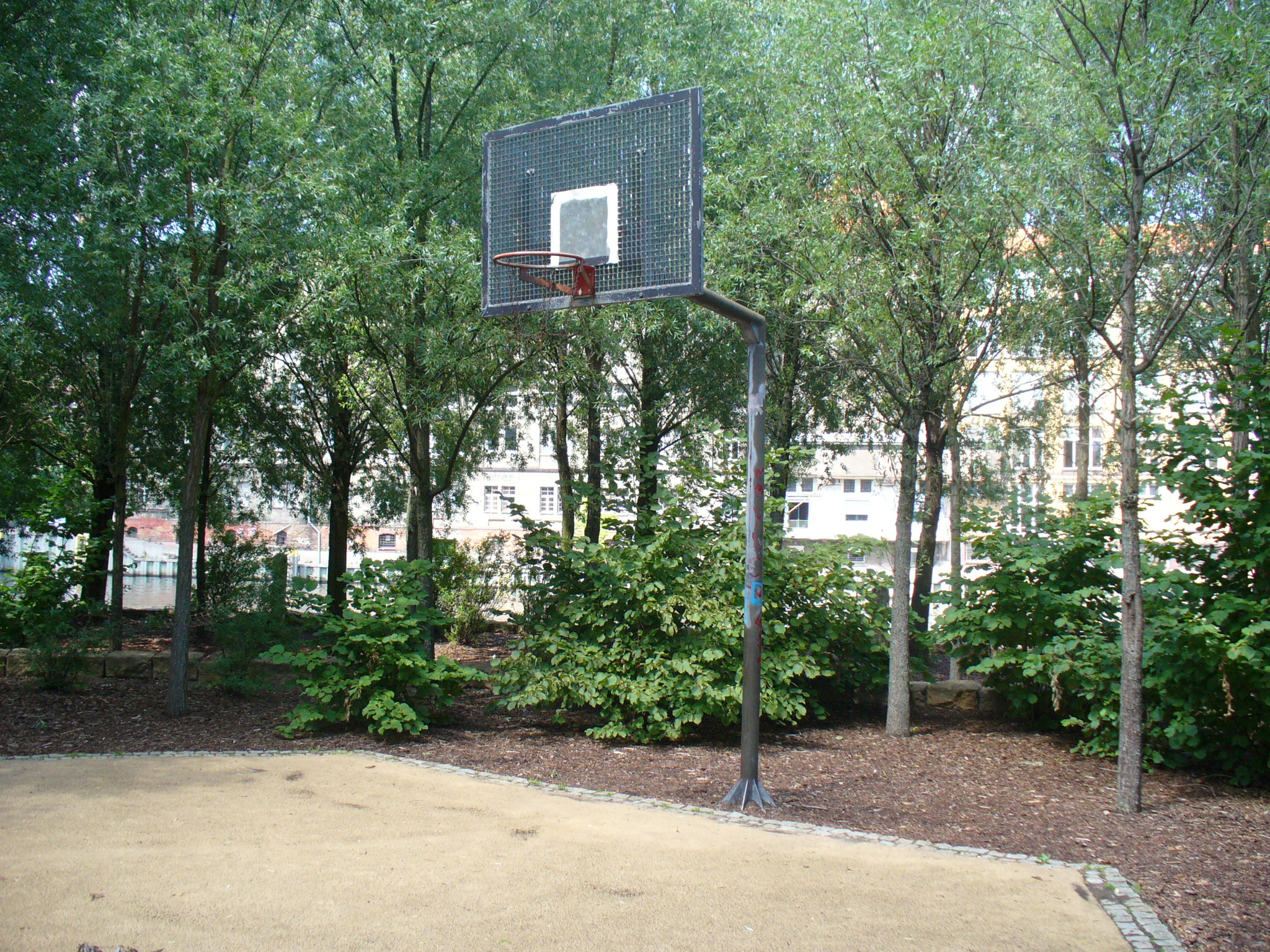 Spielplatz Spreebogenstr. 244 - Clara-von-Simson-Str. 7