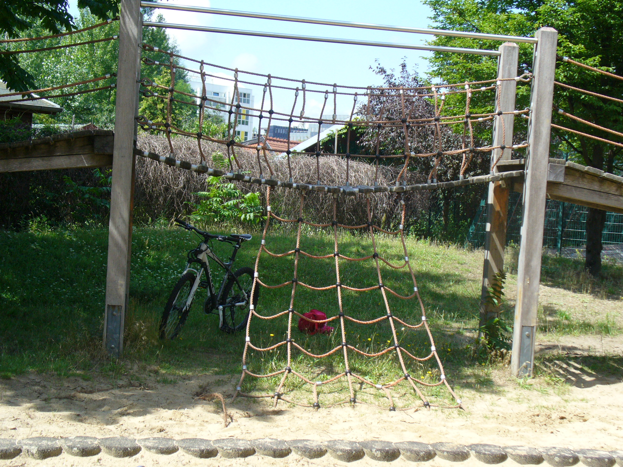 Spielplatz Spreebogen / Heisenbergstr.