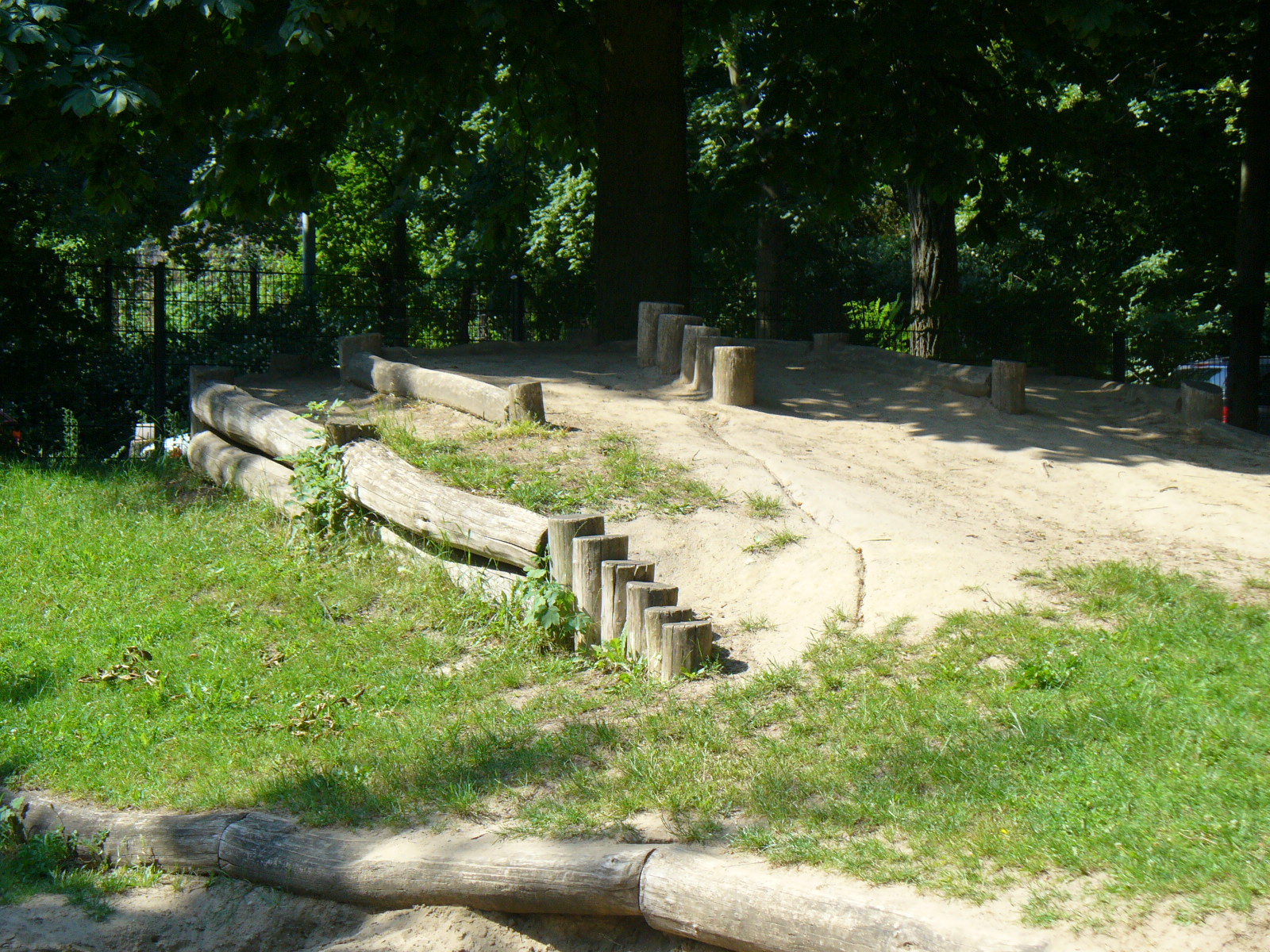 Spielplatz Wiesbadener Str. 36