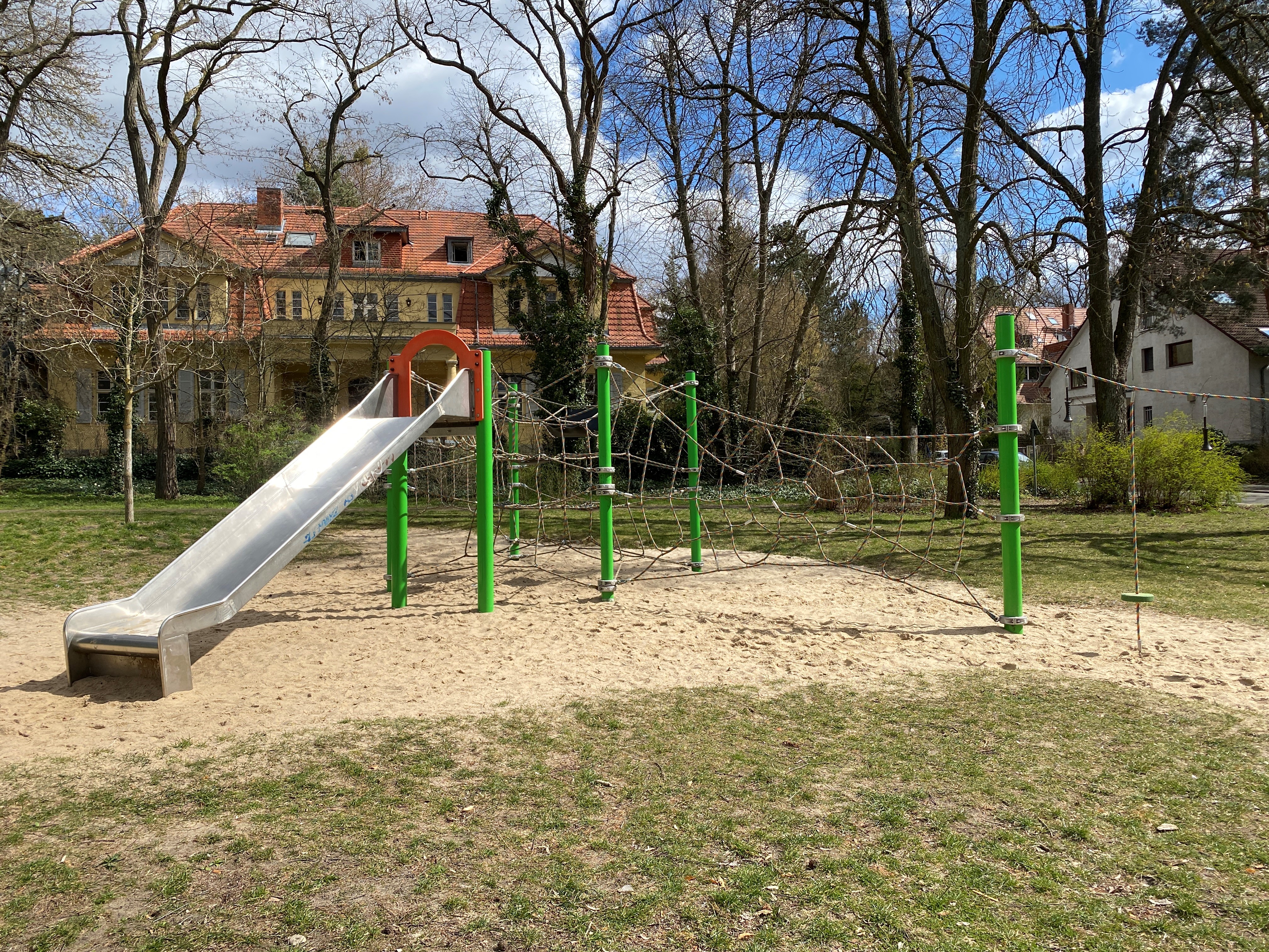 Spielplatz Ortelsburger Allee