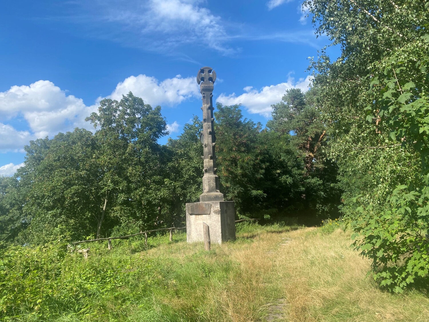  Denkmal auf der Halbinsel Schildhorn