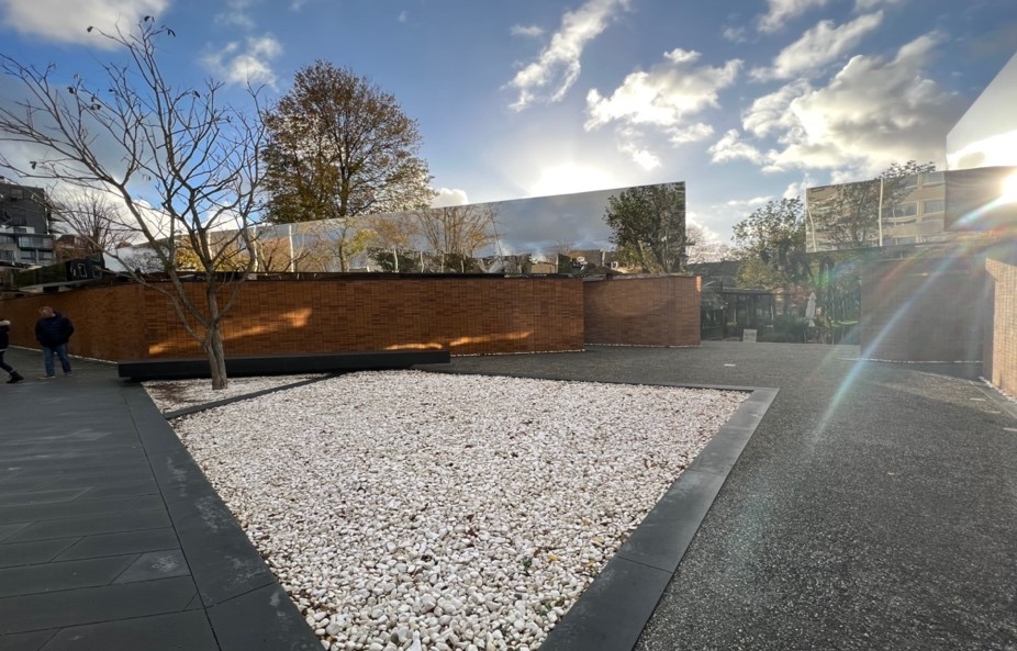 Holocaust Namenmonument