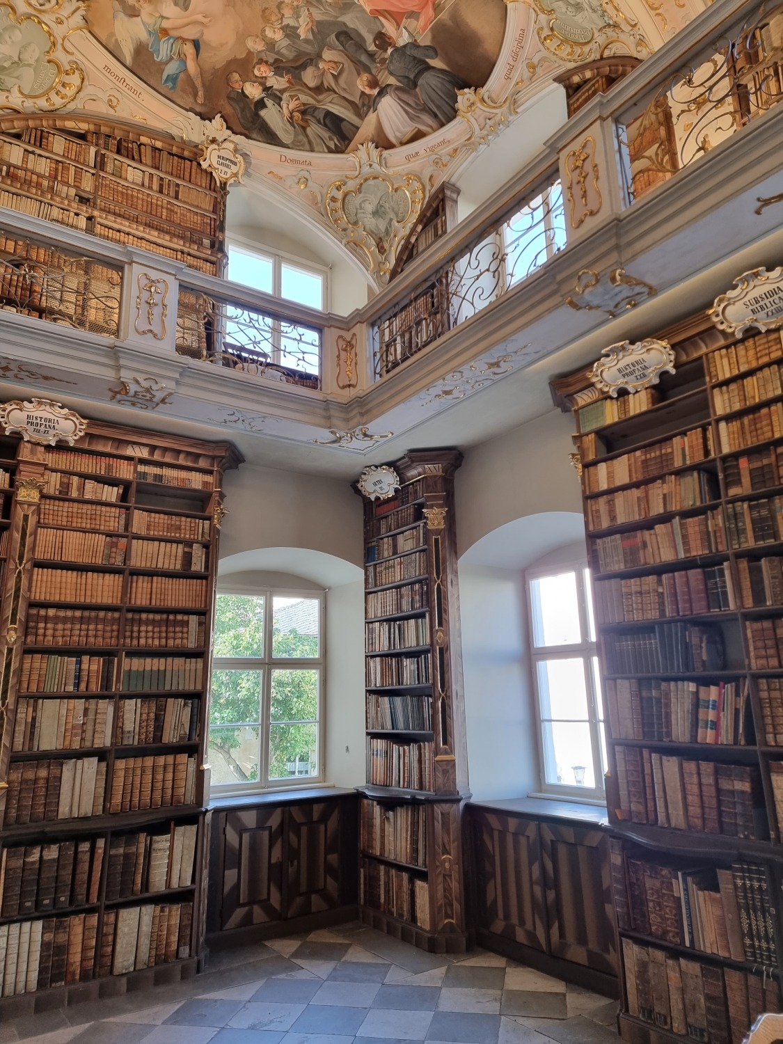 Seminarbibliothek Brixen II