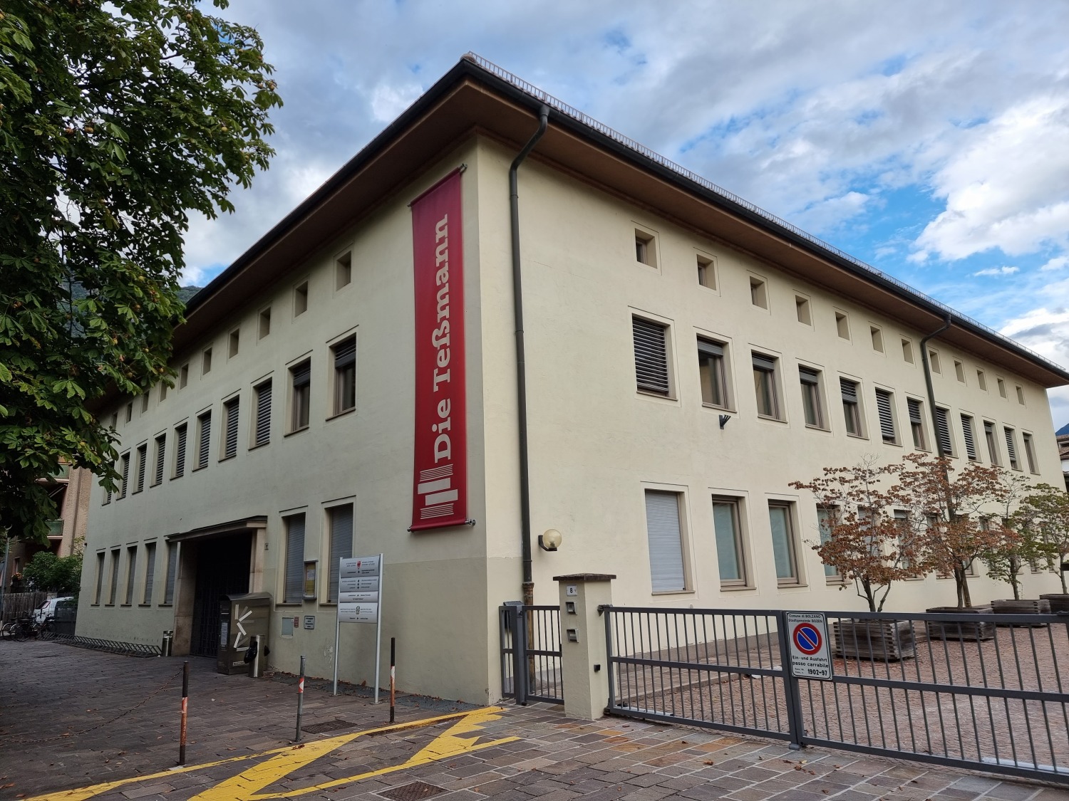 Die Landesbibliothek Dr. Friedrich Teßmann in Bozen