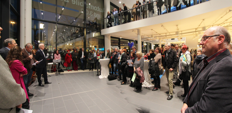 Eröffnungsveranstaltung bei BMW, Fotoausstellung, Publikum