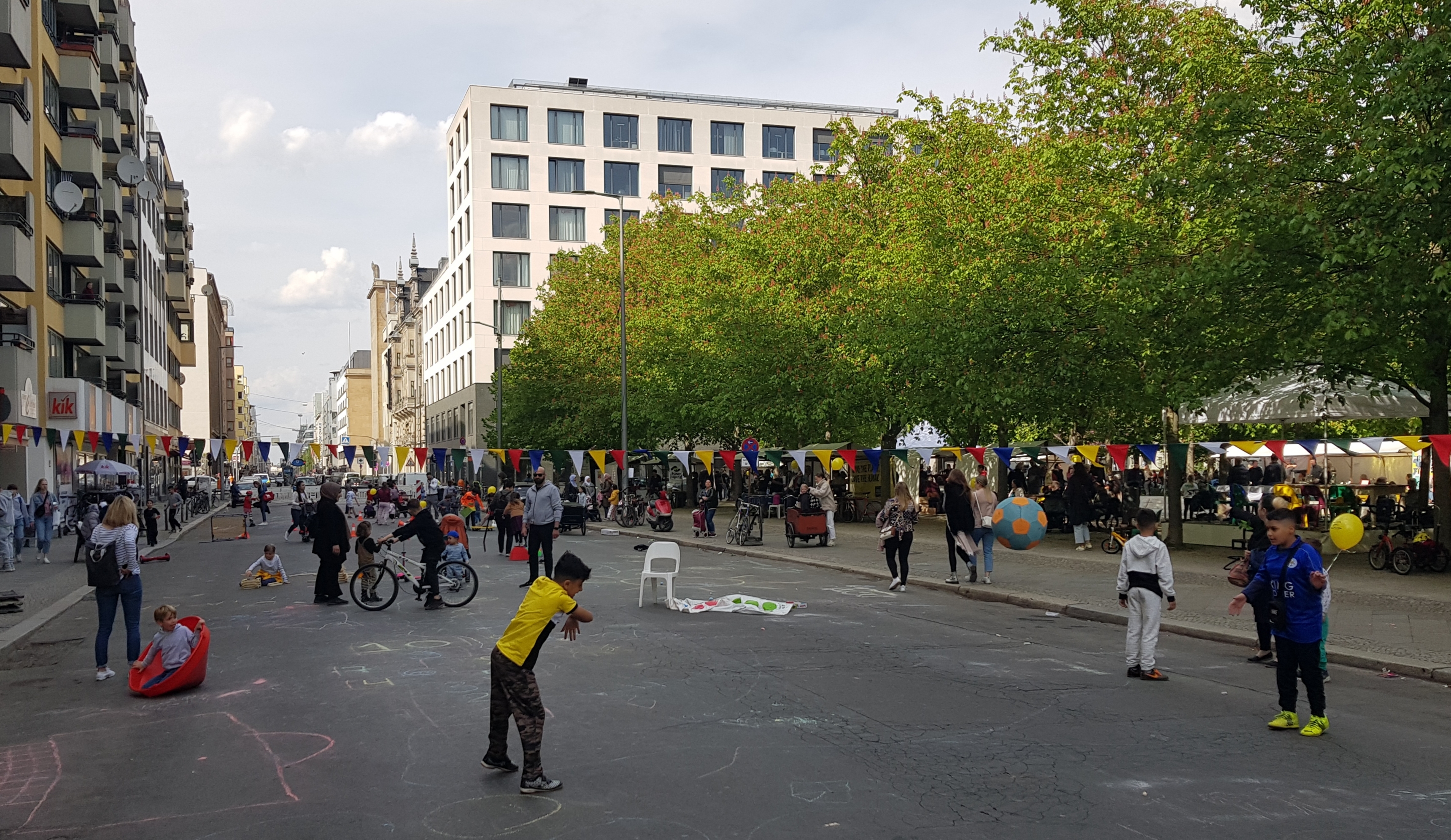 Spielstraße in der Friedrichstraße