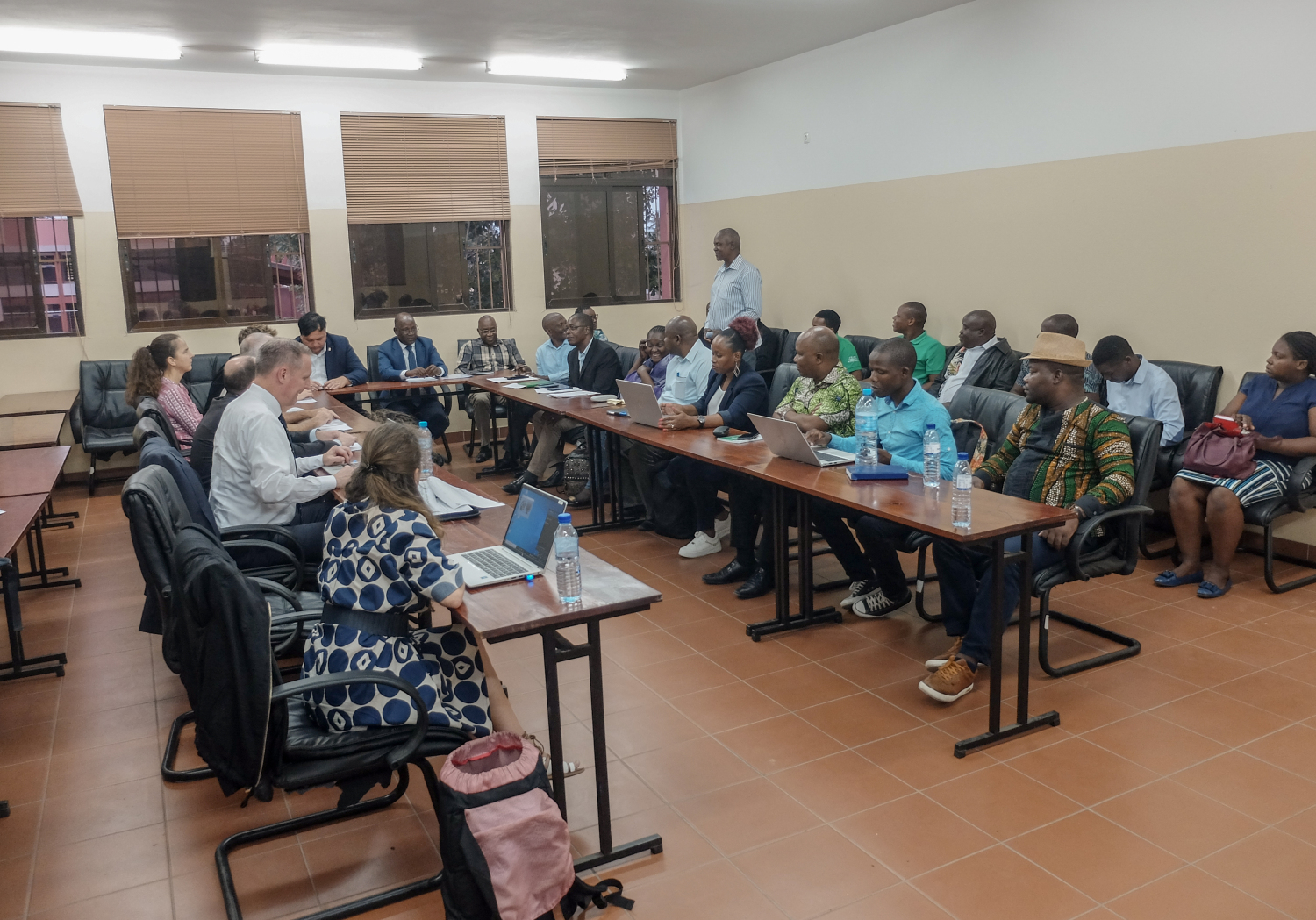 Ideenwerkstatt mit Städtepartner:innen in KaMubukwana/Maputo (Mosambik) aus Zivilgesellschaft, Verwaltung und Politik zur Ausarbeitung eines gemeinsamen Pilotprojektes zur Klimawandelfolgeanpassung (der städtischen Landwirtschaft mit Fokus auf Prävention und Management von Bodenversalzung in Maputo-KaMubukwana)