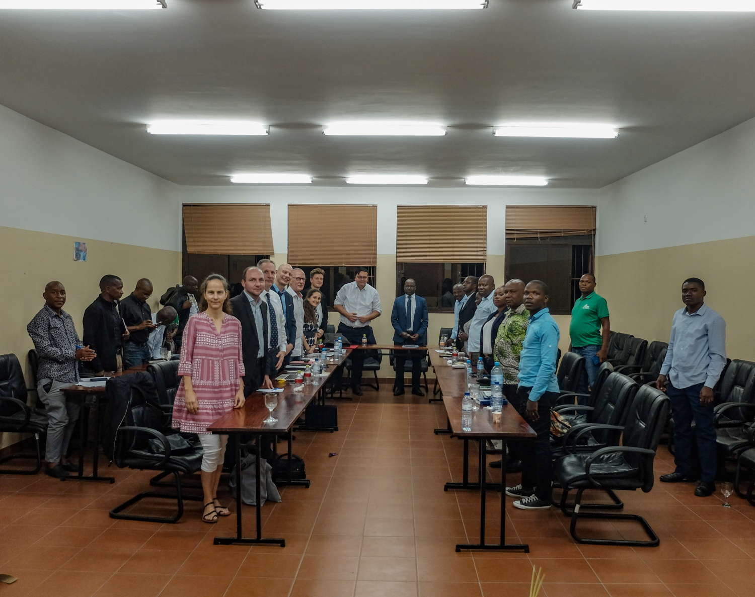 Gruppenfoto zum Abschluss der erfolgreichen Ideenwerkstatt im Rahmen unserer Städtepartnerschaft mit KaMubukwana/Maputo