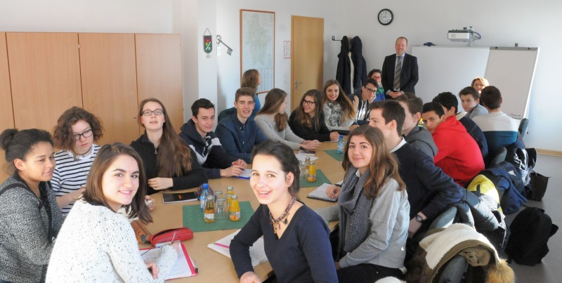 Besuch des Lycée Mongazon im Rathaus 01