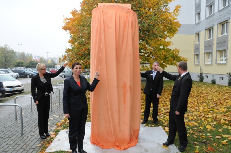 Enthüllung der Stele