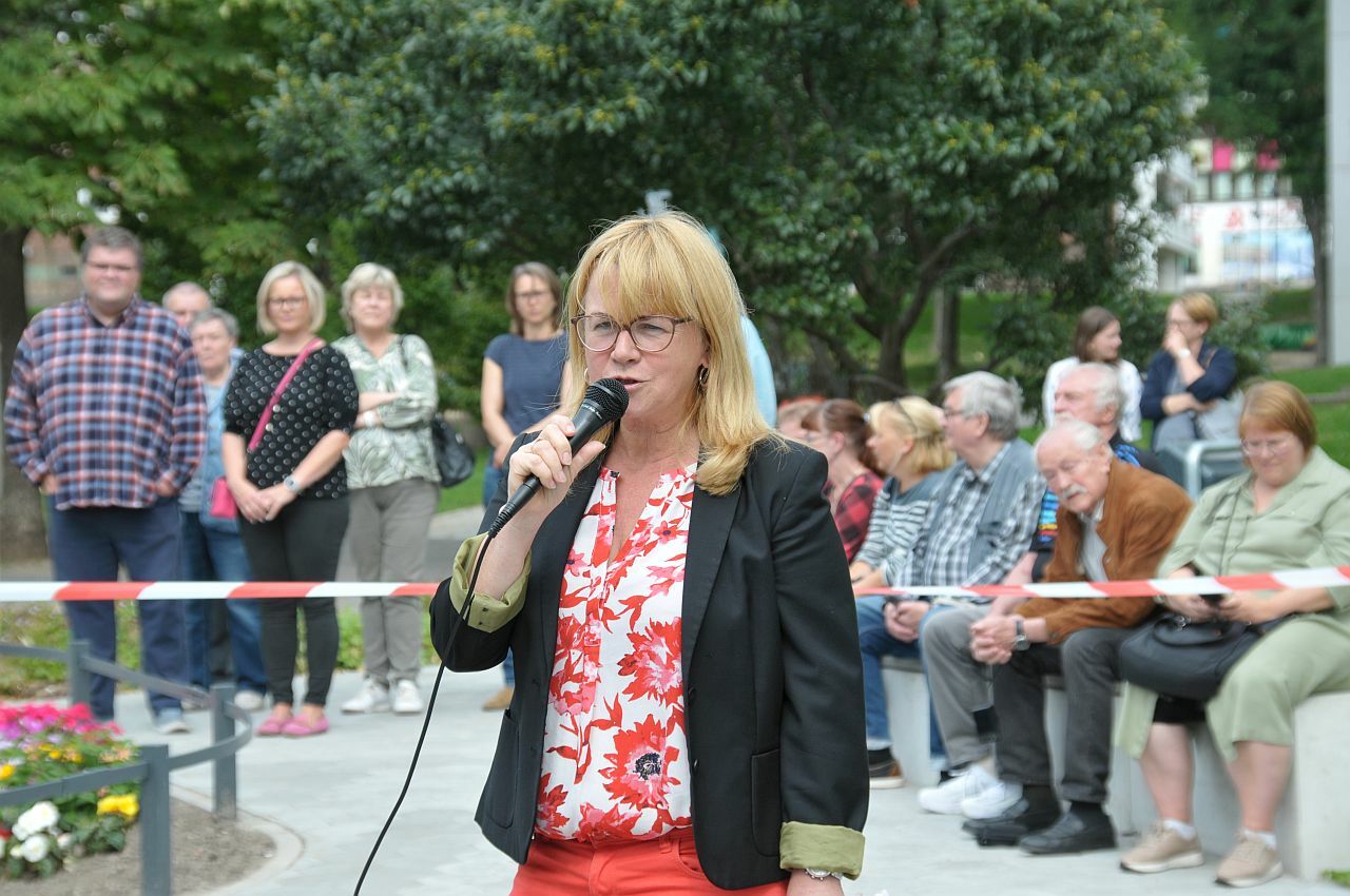 Eröffnung des neu gestalteten Clara-Zetkin-Parks - Ansprache Bezirksstadträtin Juliane Witt