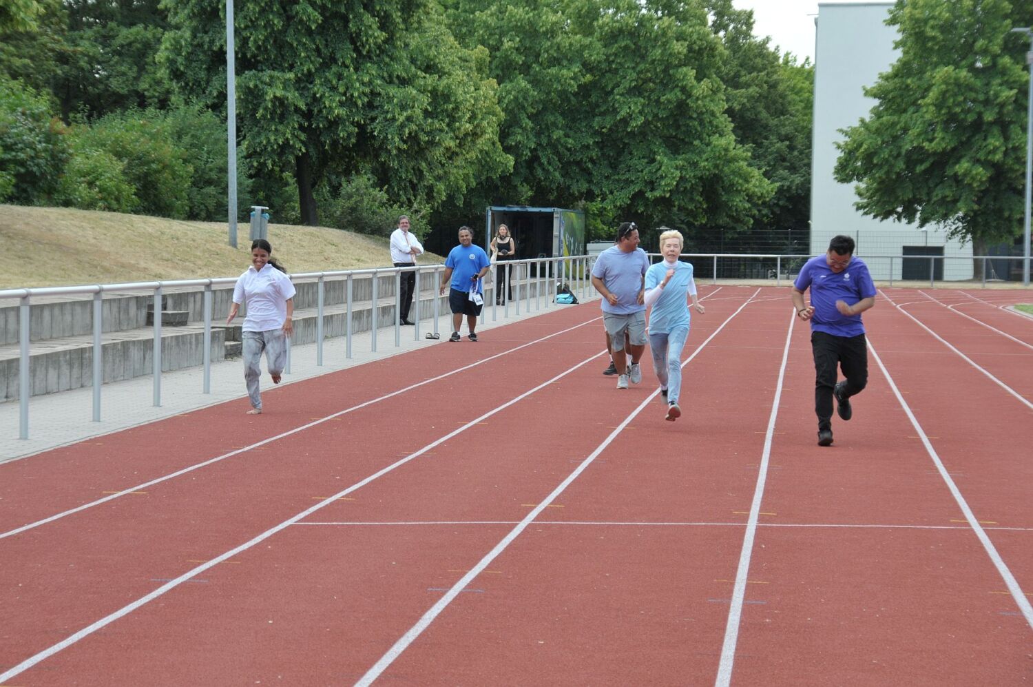 Special Olympics 2023 - Spiel- und Sportfest beim 1. VfL Fortuna Marzahn - Sprinttraining