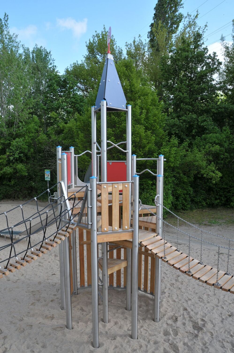 Wiedereröffnung Spielplatz Zerbster Straße -Turm
