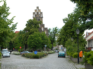 Blick auf die Dorfkirche im Angerdorf Marzahn