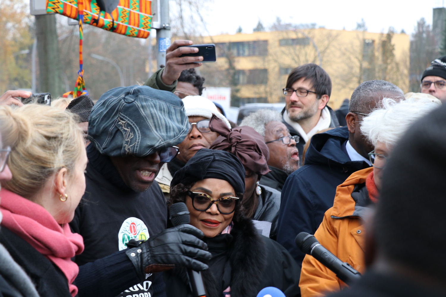 Manga-Bell-Platz und Cornelius-Fredericks-Straße: So heißen seit Freitag zwei Straßen im Afrikanischen Viertel. 