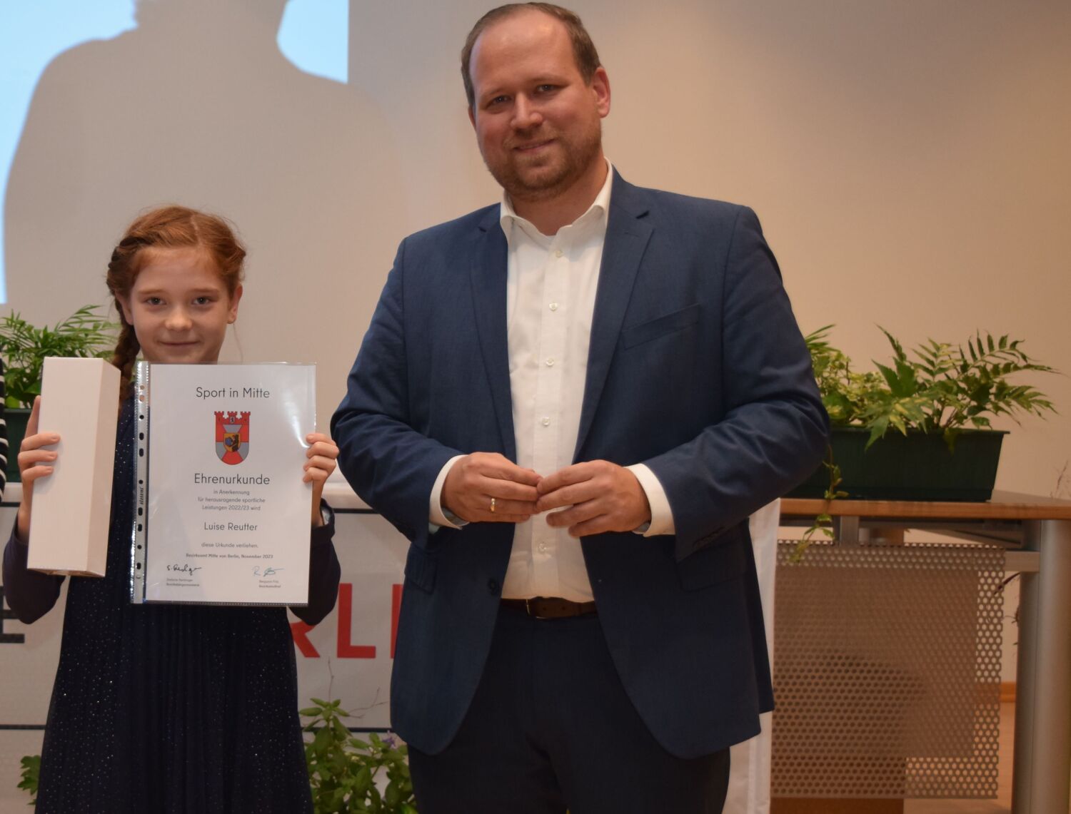 Luise Reutter vom BSC Rehberge nahm ihre Urkunde entgegen.