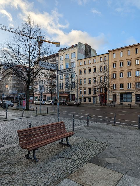 Sitzbänke im öffentlichen Straßenland