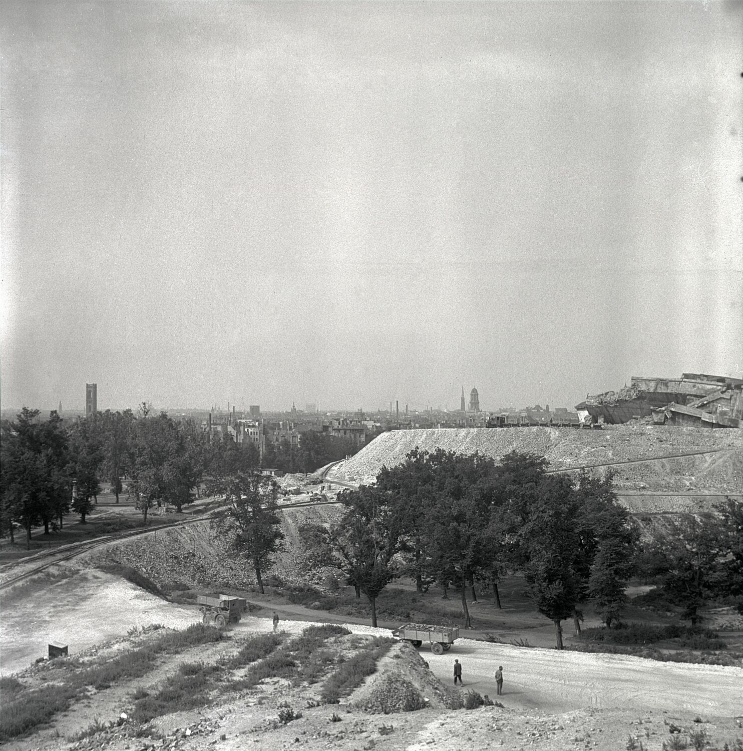 Entstehung des Mont Klamott, Foto 1946