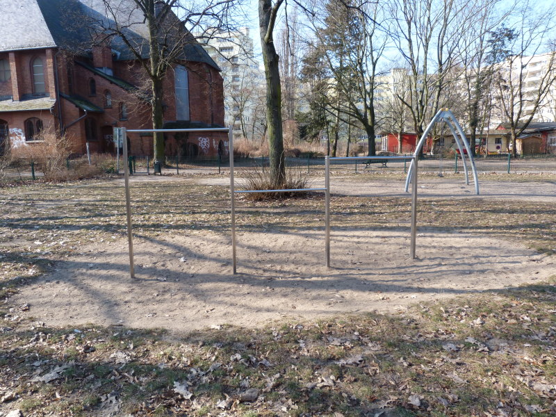 Spielplatz Auguste-Viktoria-Allee 2