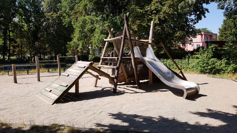 Spielplatz Kienhorststraße 118-120 2