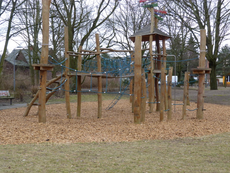 Spielplatz Reiherallee 2