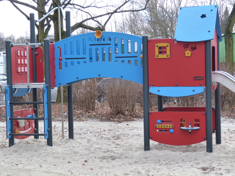 Spielplatz Sommerfelder Straße 3