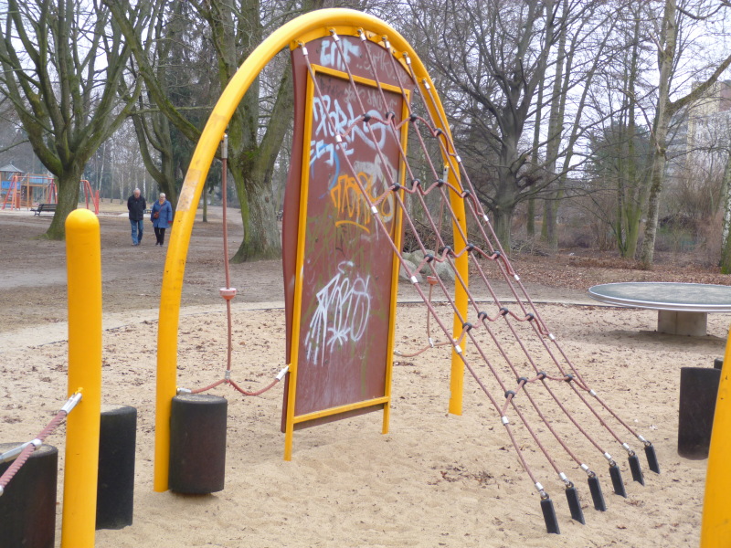 Spielplatz Waldowstr 3