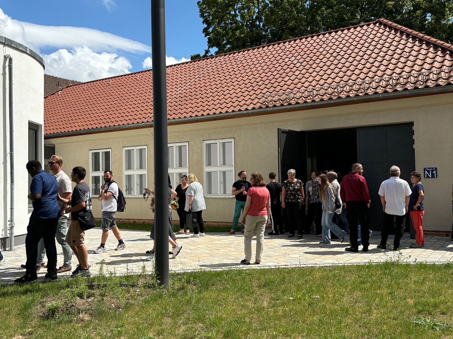 Eröffnung Aula und Werkstätten der Schule am Staakener Kleeblatt