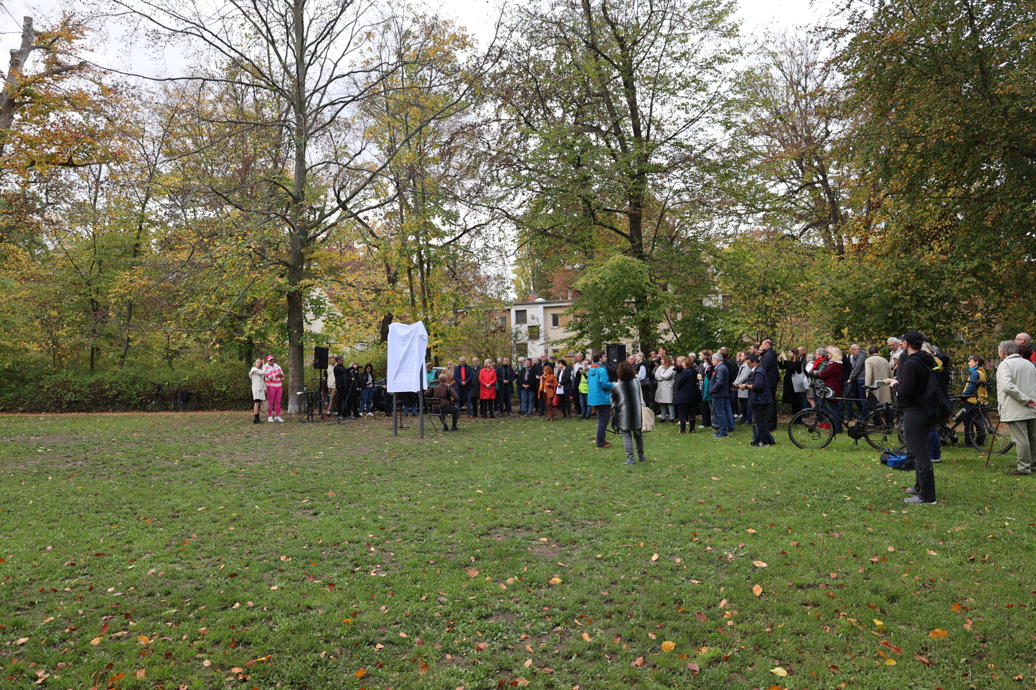 Benennung des Charkiw-Parks in Steglitz (24.10.2022) - 01