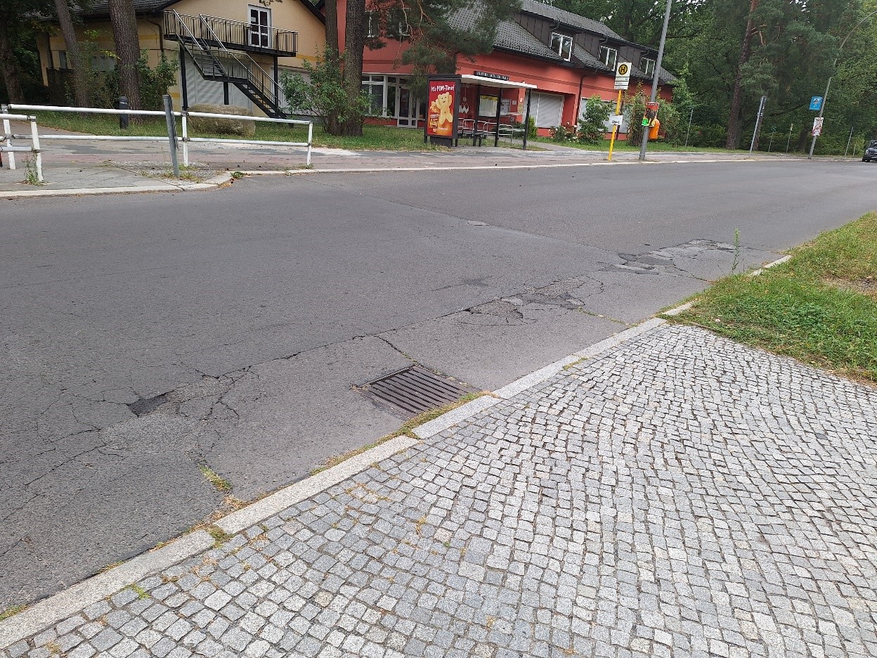 Beispiel für den aktuellen Fahrbahnzustand