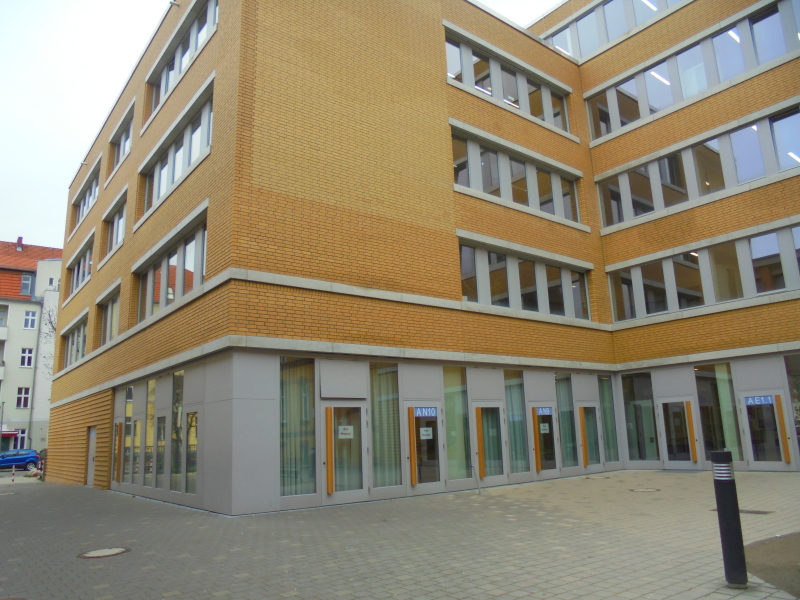 Kopernikus Oberschule Außenansicht Mensa