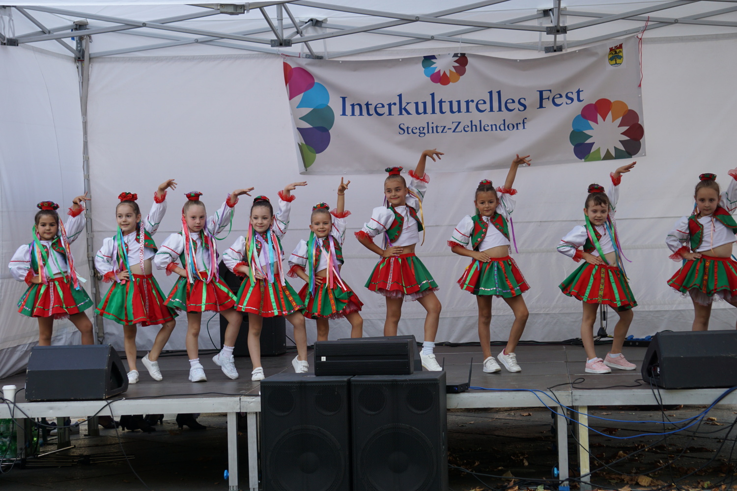 Auftritt der Kindertanzgruppe von Adler A