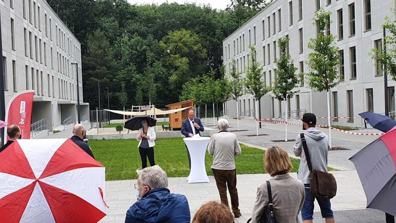 Tag Der Offenen Tur Der Modularen Unterkunft Am Beelitzhof Berlin De