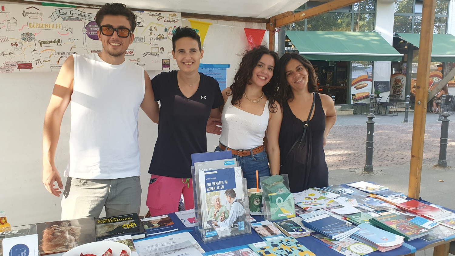 Stand der Hellenischen Gemeinde e.V.